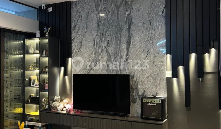 Dijual Rumah Full Furnish Mewah Nyaman Summarecon Bandung