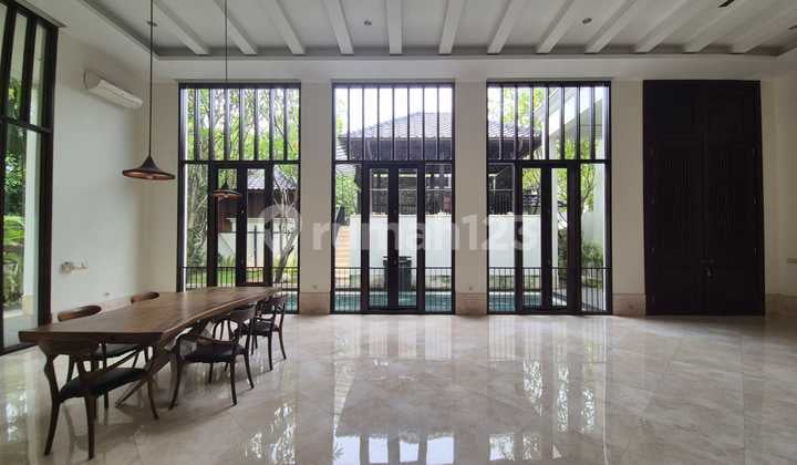 Disewakan Rumah Mewah.di Pejaten Barat
