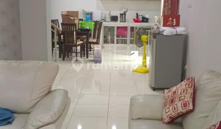 Rumah 2 Lantai 3+1Kt Siap Huni