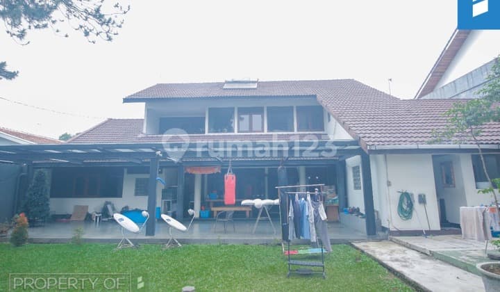 Besar, Luas 2 lantai mainroad Sukahaji Bandung JUAL CEPAT!! Lokasi Strategis