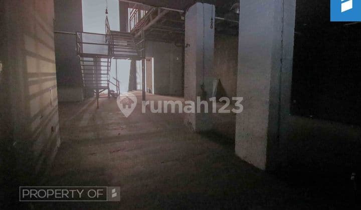 Mainroad Cihampelas Sangat Strategis Untuk Usaha/ Toko