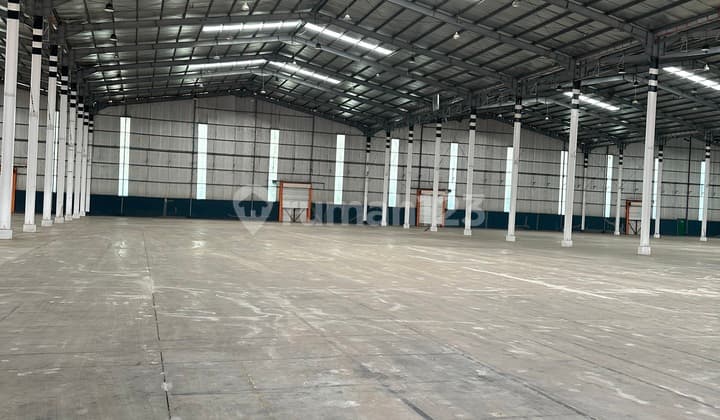 Disewakan Gudang 5000M2 di Kawasan Marunda Jakarta