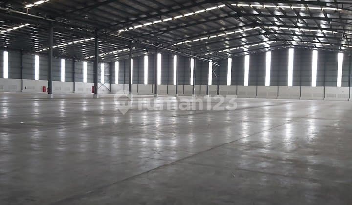 Gudang 7000m2 Dlm Kws Industri Deltasilicon Cikarang Bekasi