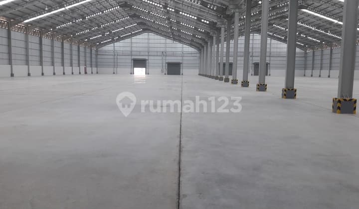 Disewakan Gudang 4300M2 Dlm Kws Industri Deltamas Cikarang Bekasi