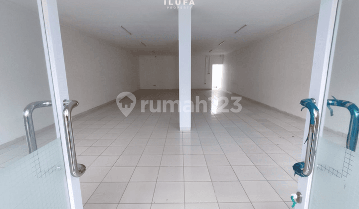 Disewakan Ruko 1Lt Lokasi Strategis Duren Tiga