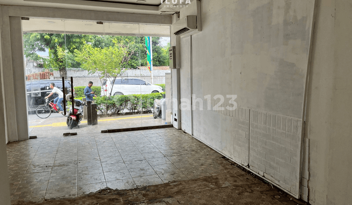 Disewakan Ruko Lokasi Strategis Area Kemang Raya