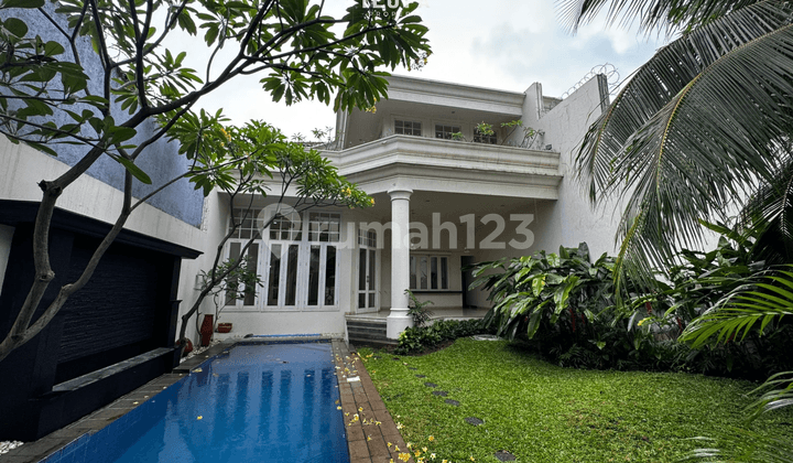 Disewakan Rumah 2,5Lt bisa untuk Kantor Lokasi Premier Kemang