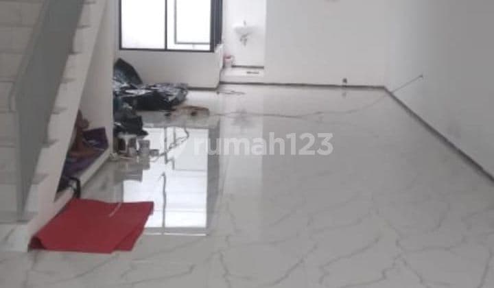 Affordable Rent Newly Renovated Shop House in Kemang Area