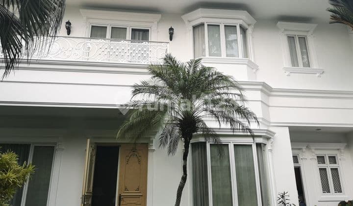 Rumah mewah harga murah 3 Lantai di Mediterania PIK