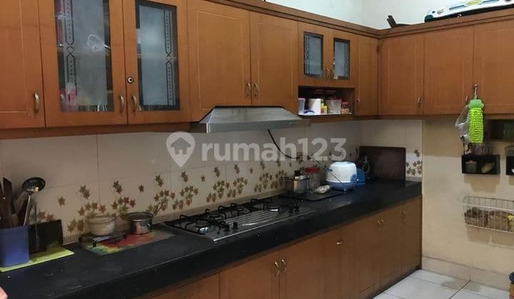 Nice cheap house in Vila Permata Gading
