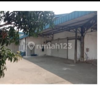 Ready-to-Use Factory / Warehouse for Sale. Quick Sale. Low Price in North Cikarang.