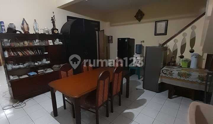 Dijual Cepat Harga Murah Rumah 2 Lantai Ex Kos 2An di Mampang Prapatan