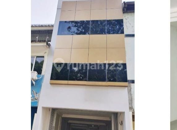 Ruko Bagus Murah 3 1/2 Lantai Siap Pakai Di Gading Griya Lestari