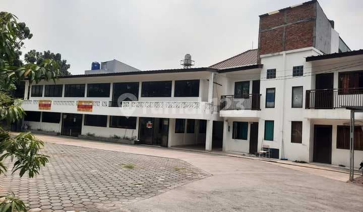 Di Jual Gudang 2 Lantai tersedia Tempat Loading Unloading Dari Lantai Atas Kebawah