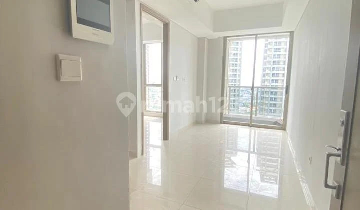 For Rent 1 Bedroom Semi-Furnished Apartment Taman Anggrek Residences