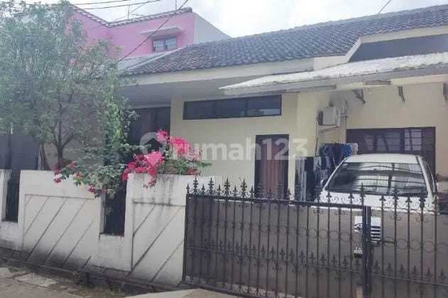 For Sale House in Taman Mangu Indah