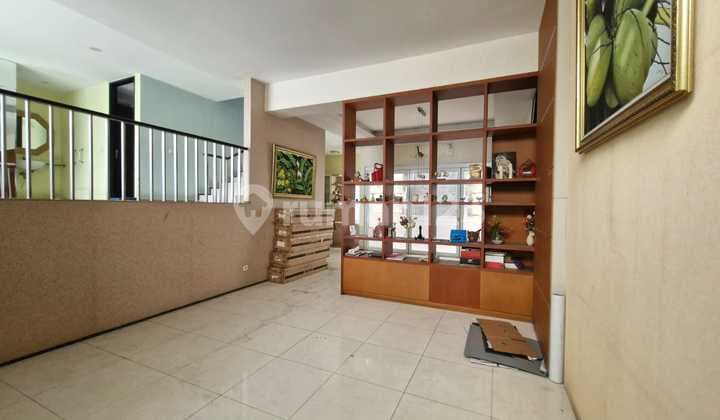 Citra Garden 6 Cluster Green Papyrus Boulevard House