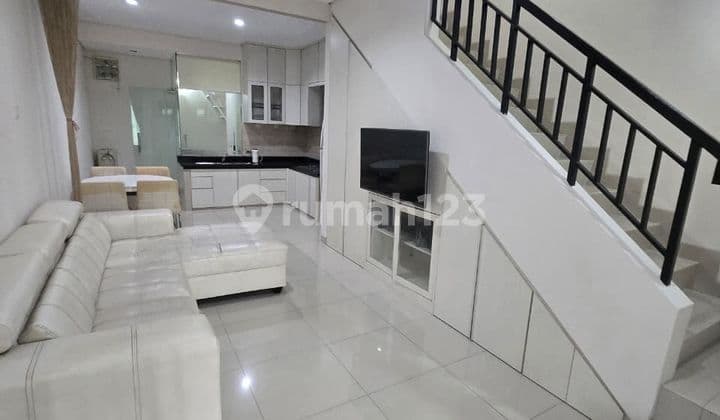 Rumah Green Mansion Full Furnish Disewa Jarang Ada