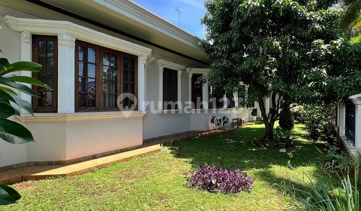 Dijual Rumah Cantik Dalam Komplek Dekat Golf Pangkalan Jati