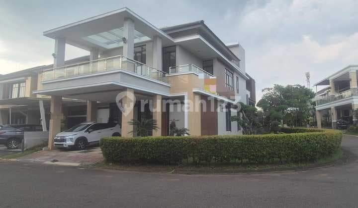 Dijual Rumah Cantik Kota Wisata Cibubur 3 Lantai Siap Huni