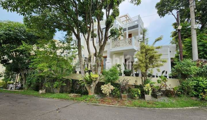 Dijual Rumah Lux Tema Bali Hook Dengan Pool Di Sentul City