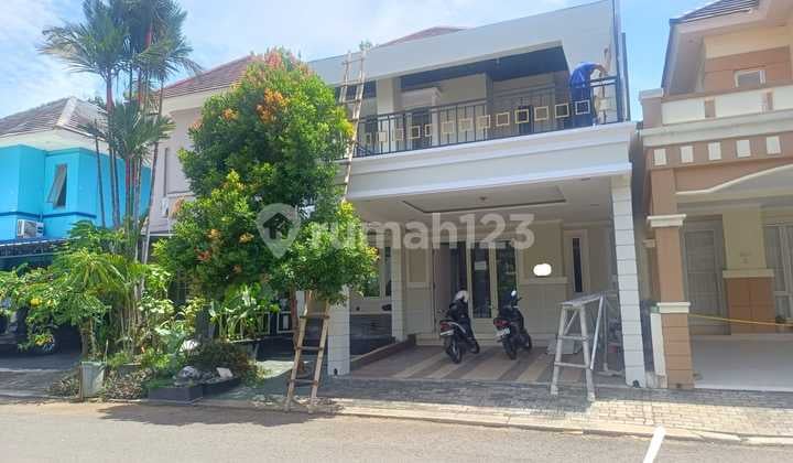 Dijual Rumah Kota Wisata Dua Lantai Siap Huni Harga Nego