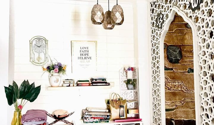 3-Story House in Buahbatu Square