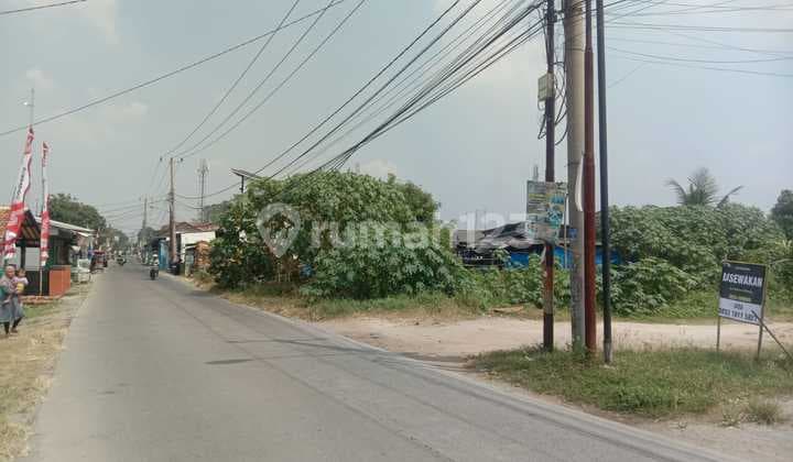 Tanah Nempel Jalan Utama Kubang Laban Cilegon