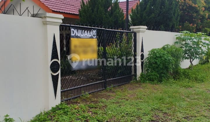 Residence with Extensive Land in Tegal Padang Taktakan