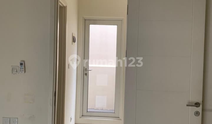 Rumah Dekat Kawasan Pendidikan & Kuliner di Gading Serpong