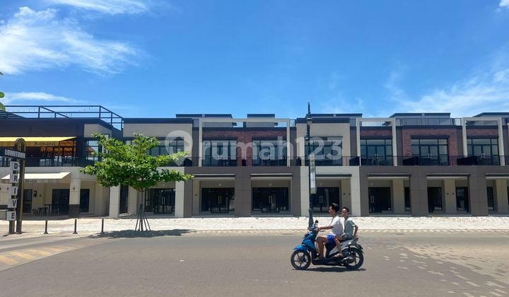 Ruko Model Alfresco Dekat Kampus Downtown Drive Gading Serpong