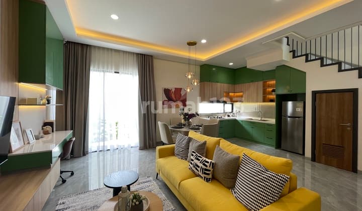 Rumah Dekat Pasar Dan Shuttle Bus di Suvarna Sutera