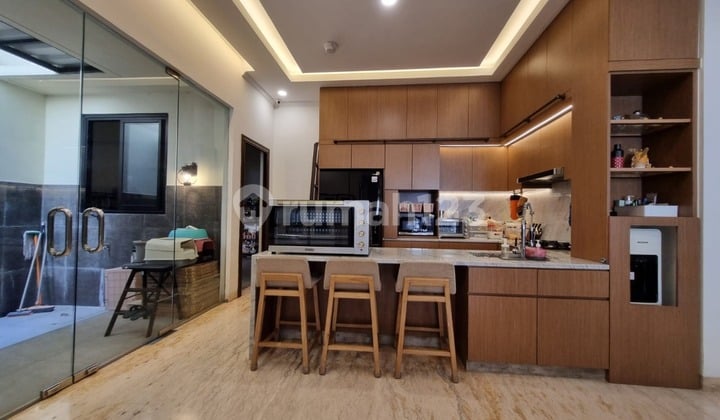 Rumah Dekat Akses Tol & Kawasan Kuliner di Delatinos BSD City