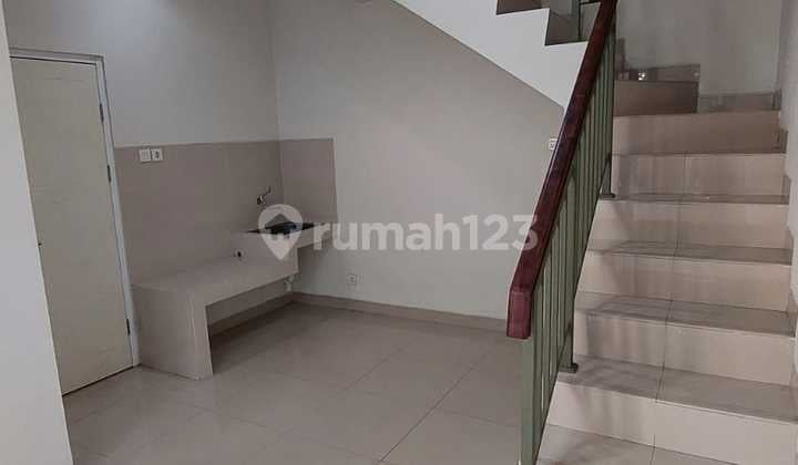 Rumah Murah Dekat Kawasan Kuliner, Sekolah Milano Gading Serpong