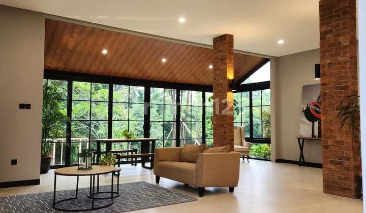 Rumah Hoek Dekat Akses Tol dan Sekolah Delatinos BSD City