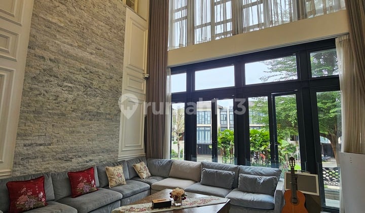 Rumah Mewah Semi Furnish Ada Pool Cluster Lancewood Navapark BSD