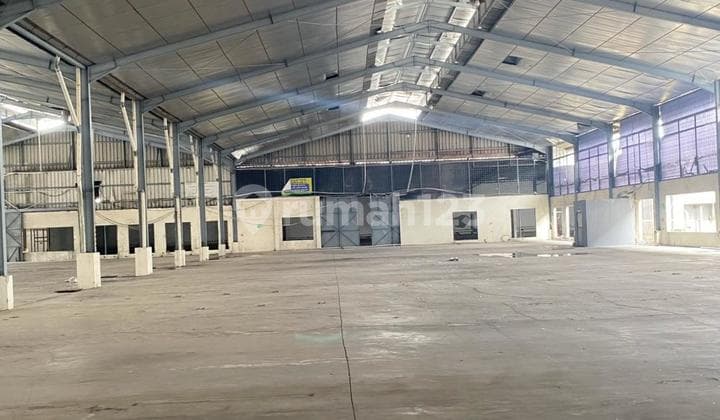 Gudang Bagus Dekat Tol Cikarang Barat Cocok untuk Industri