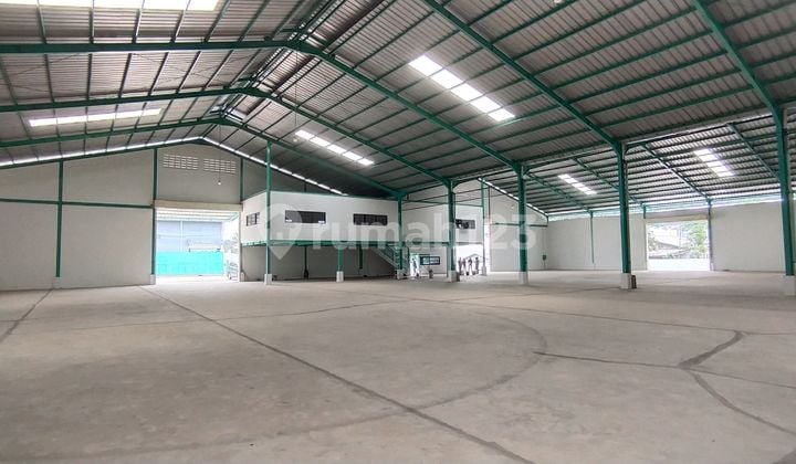 Gudang Bagus Mandiri LB 3000 dan Akses 40 ft di Gunung Sindur