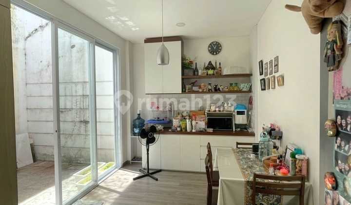 Rumah Dekat Akses Tol dan Sekolah Sektor 1E Gading Serpong