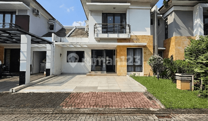 Rumah Rapi dan Siap Huni Dekat Akses Tol di Green Cove BSD City