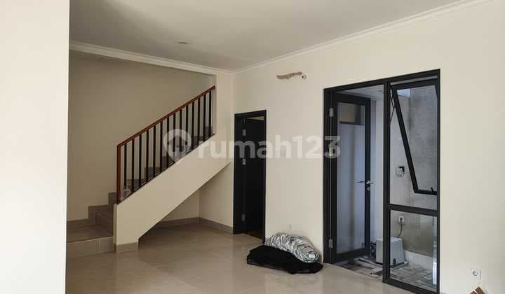 Rumah Dekat Kaw. Kuliner & Pendidikan Cluster Leonora Gd Serpong
