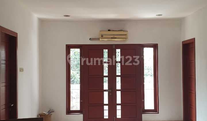 Rumah Tunjung Raya Tomang