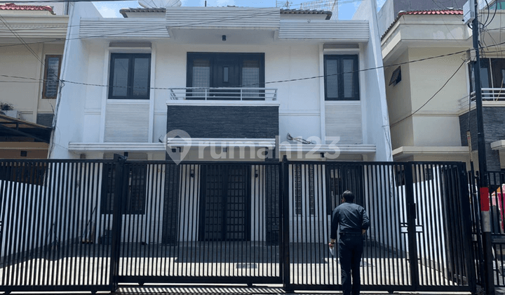 Rumah Dijual Siap Huni di Gading Kirana Kelapa Gading