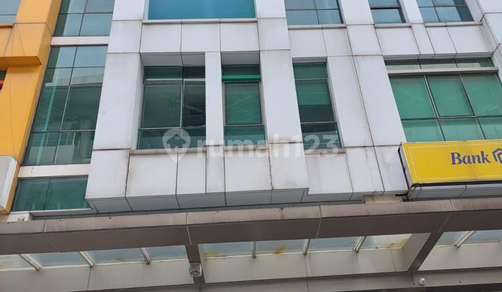 Cheap Sale 4-Storey Shop House in Kelapa Gading, Boulevard Street
