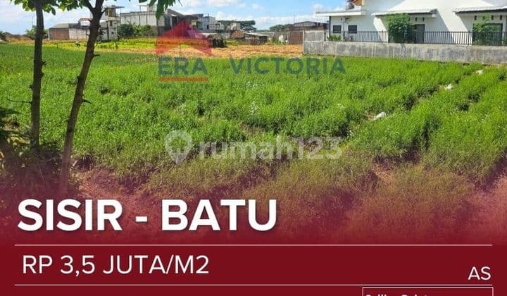 Kavling Hook Langka di Kota Batu - Siap Bangun & Siap Naik Harga!Kesempatan Emas Punya Tanah Posisi Hook Dalam Perumahan di Kota Batu!Lokasi Strategis, Akses Super Mudah, Cocok untuk Hunian Impian Maupun Investasi Cuan