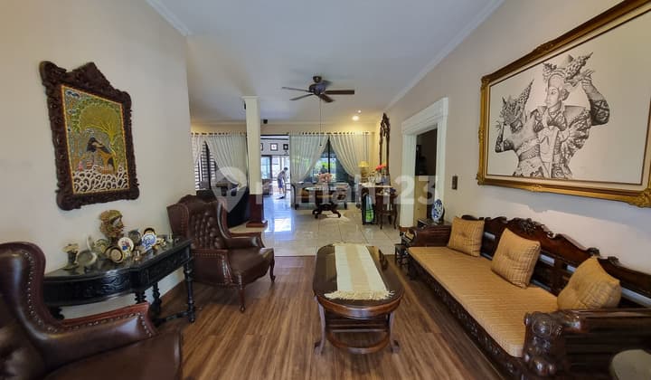 Rumah Bagus SHM Dalam Perumahan di Tebet Jakarta Selatan