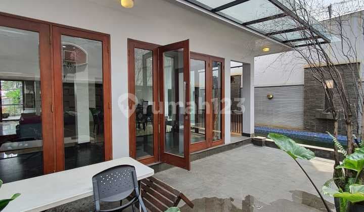 Rumah 3 Lantai SHM di Belakang Citos Cilandak Jakarta Selatan