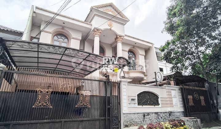 Rumah siap Huni Berlokasi di area Prime dekat Wijaya