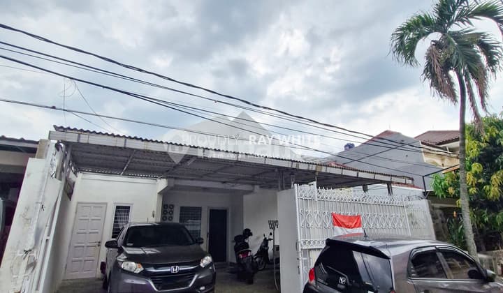 DIJUAL RUMAH siap huni di blok A Cinere Estate