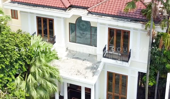 Rumah luxury desain klasik & minimalis, lokasi elite & premium Pondok Indah